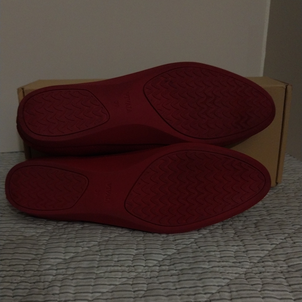 Stylish Red Women's Flats - Picture 6 of 6